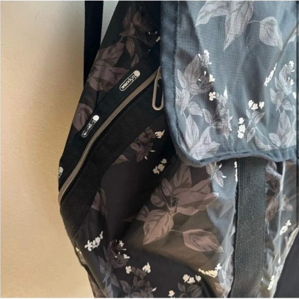 LeSportSac Backpack Grey & Black Floral